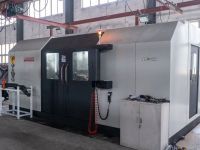 前轴综合加工机床